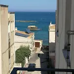 Sea View *