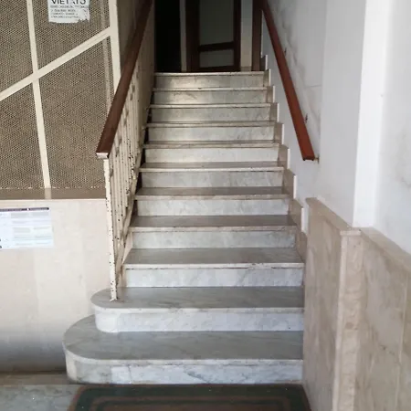 Sea View Apartment *